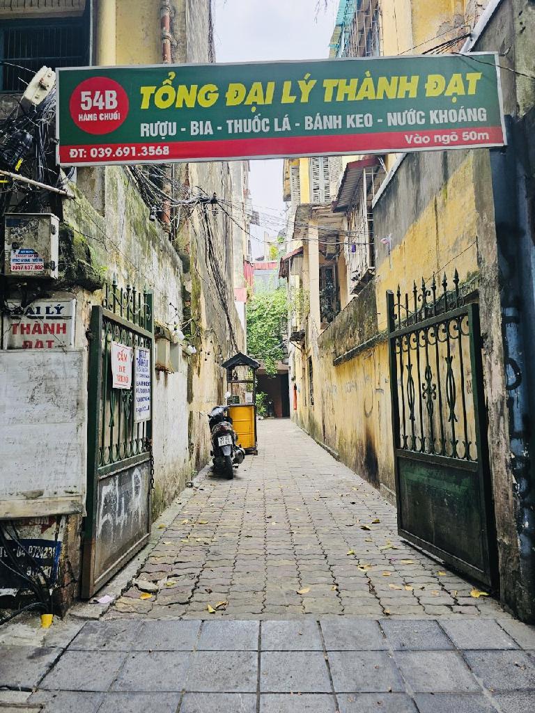 Bán nhà Hàng Chuối - diện tích 45m2 3 tầng - Nhà đẹp hiếm có - giá 13,5 tỷ