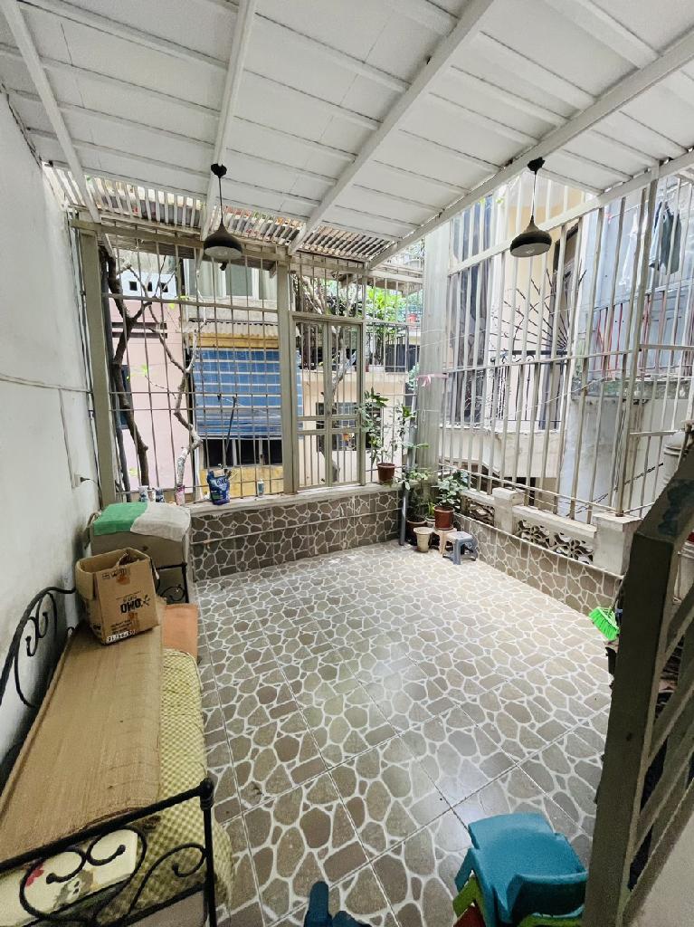 Bán nhà Hàng Chuối - diện tích 45m2 3 tầng - Nhà đẹp hiếm có - giá 13,5 tỷ