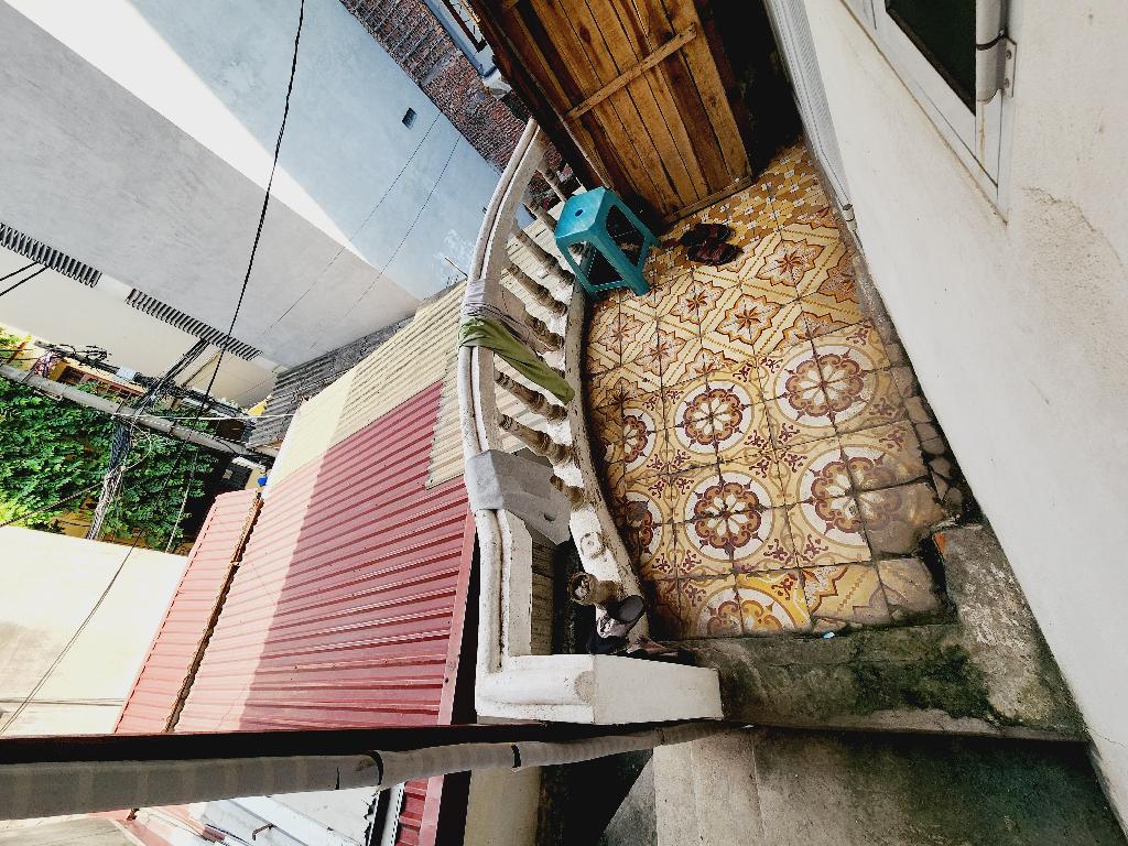 Bán nhà Kim Ngưu - diện tích 46,5m2 1 tầng - Cách 1 nhà ra mặt phố - giá 6,3 tỷ