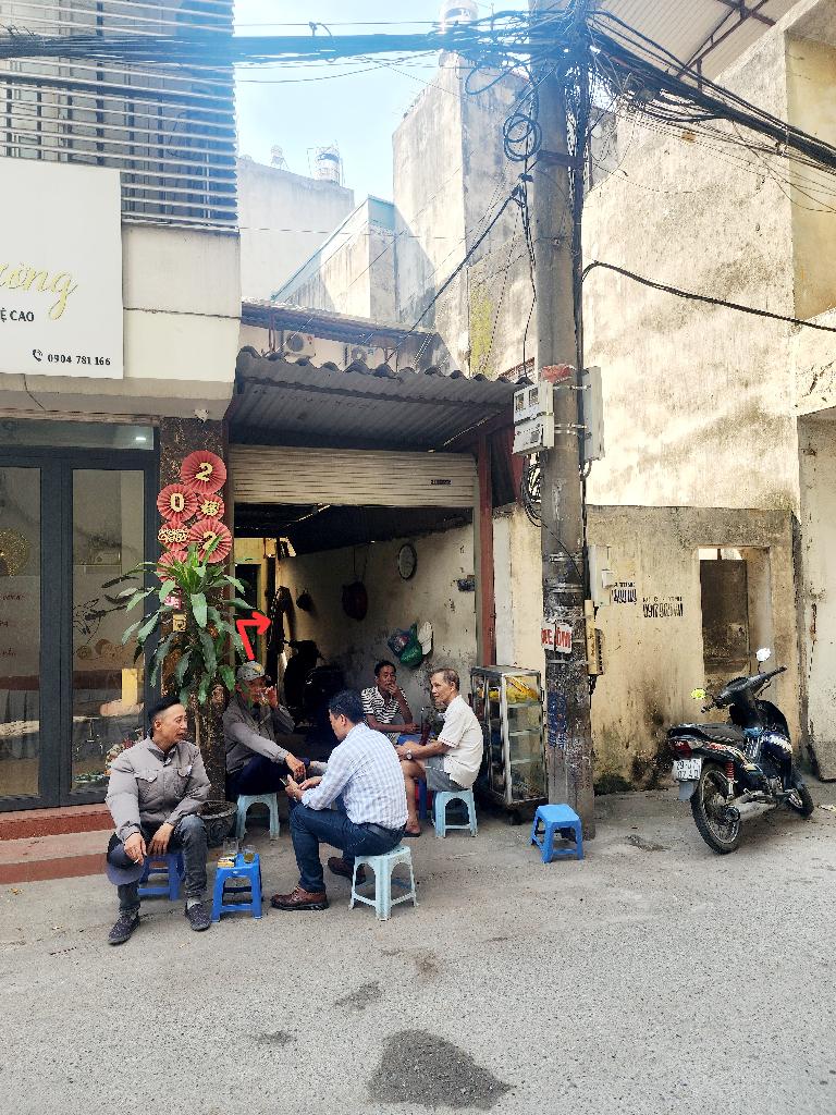 Bán nhà Kim Ngưu - diện tích 46,5m2 1 tầng - Cách 1 nhà ra mặt phố - giá 6,3 tỷ