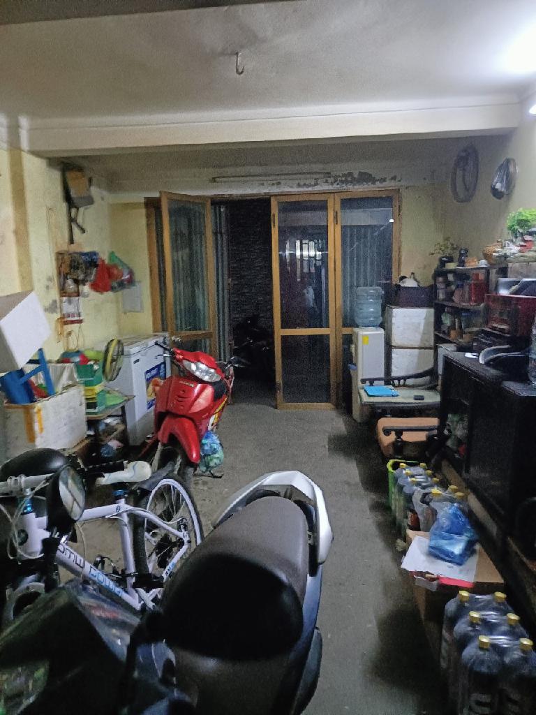 Bán nhà Hòa Bình 2 - diện tích 71m2 5 tầng - Nhà trung tâm, gần phố - giá 16,3 tỷ