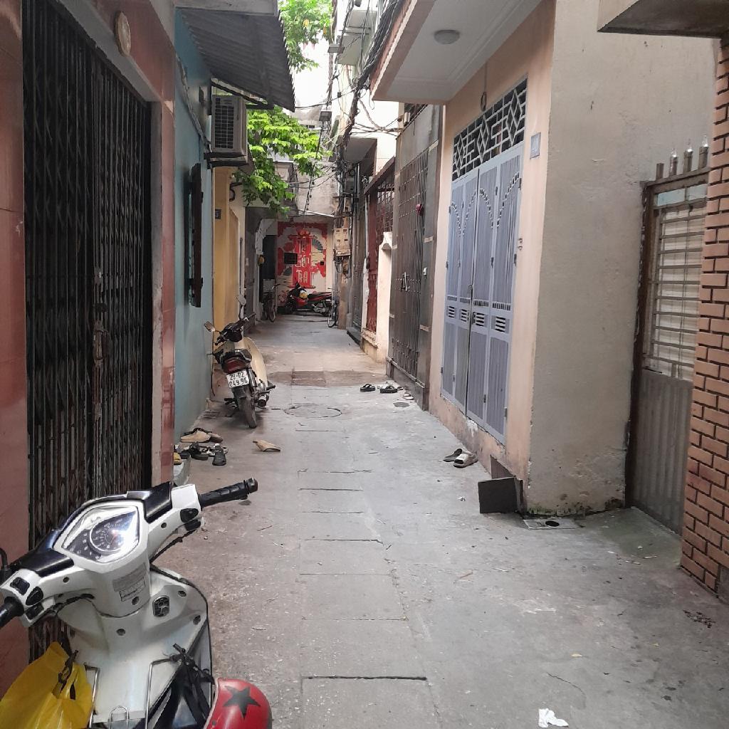 Bán nhà Hòa Bình 2 - diện tích 71m2 5 tầng - Nhà trung tâm, gần phố - giá 16,3 tỷ