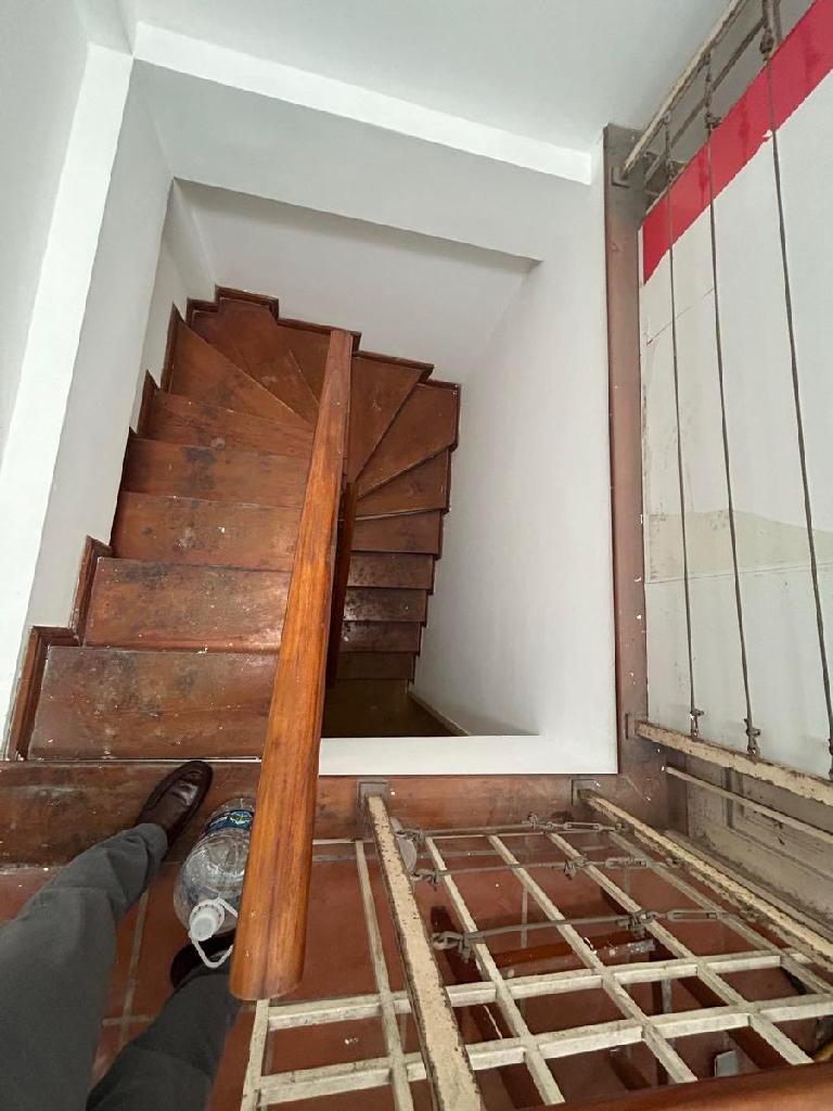 Bán nhà Láng - diện tích 23,4m2 5 tầng - LÔ GÓC - OTO - KINH DOANH - giá 6,35 tỷ