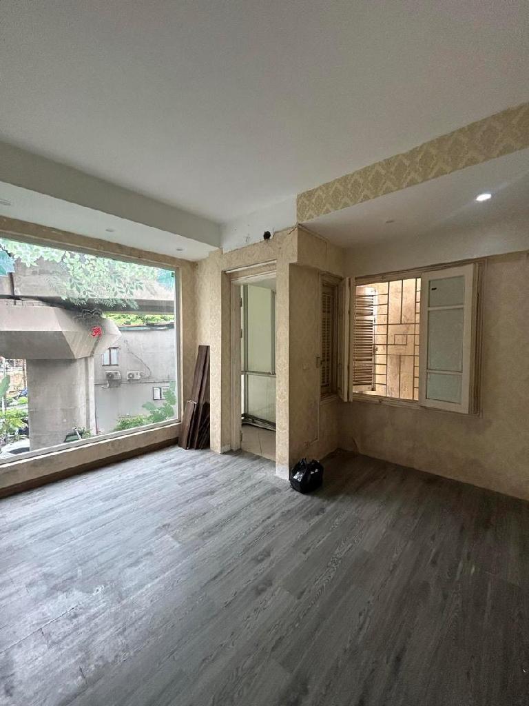 Bán nhà Láng - diện tích 23,4m2 5 tầng - LÔ GÓC - OTO - KINH DOANH - giá 6,35 tỷ