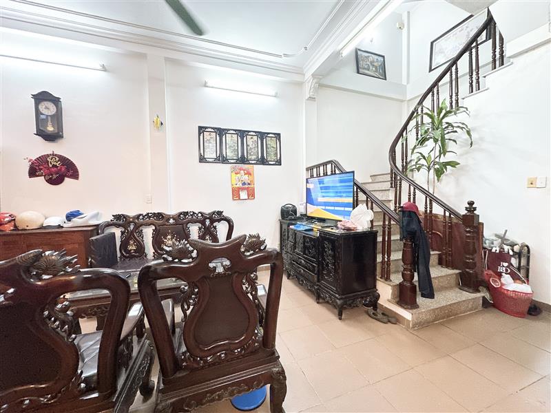 Bán nhà Vĩnh Hưng - diện tích 77m2 4 tầng - Lô góc 2 mặt thoáng - giá 16,2 tỷ