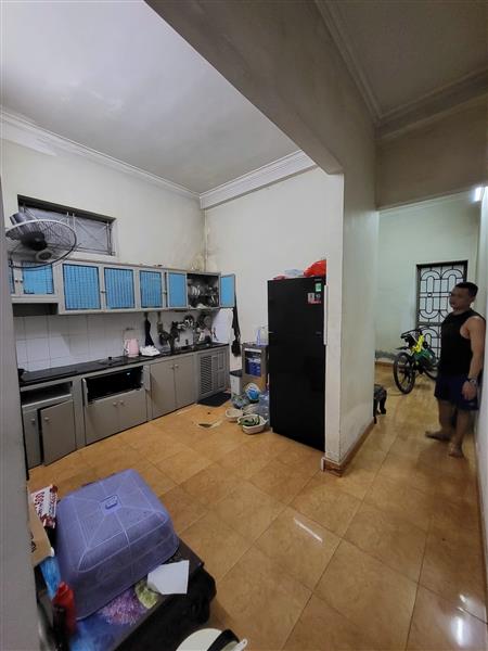 Bán nhà Yên Sở - diện tích 138m2 3 tầng - Mặt phố kinh doanh sầm uất - giá 13,5 tỷ