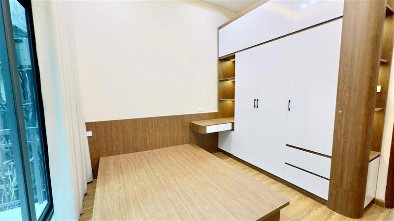 Bán nhà Khương Đình - diện tích 40m2 4 tầng - vị trí cực đẹp, ô tô đỗ cách nhà 20m - giá 12,8 tỷ