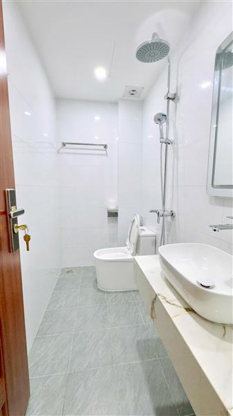 Bán nhà Khương Đình - diện tích 40m2 4 tầng - vị trí cực đẹp, ô tô đỗ cách nhà 20m - giá 12,8 tỷ
