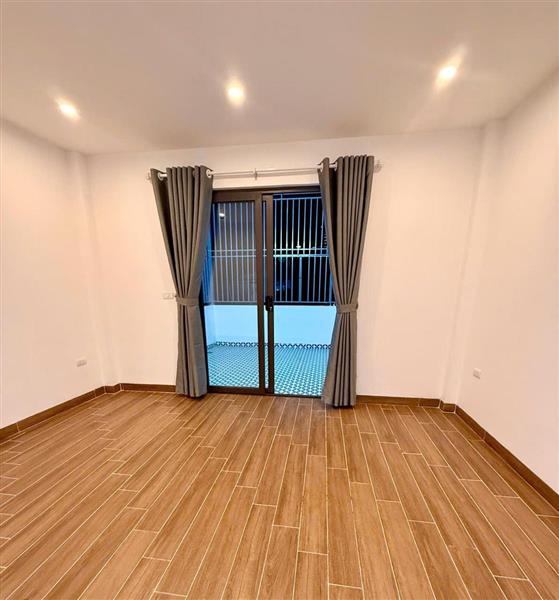 Bán nhà Trường Chinh - diện tích 39m2 6 tầng - ngõ VIP - giá 12,5 tỷ