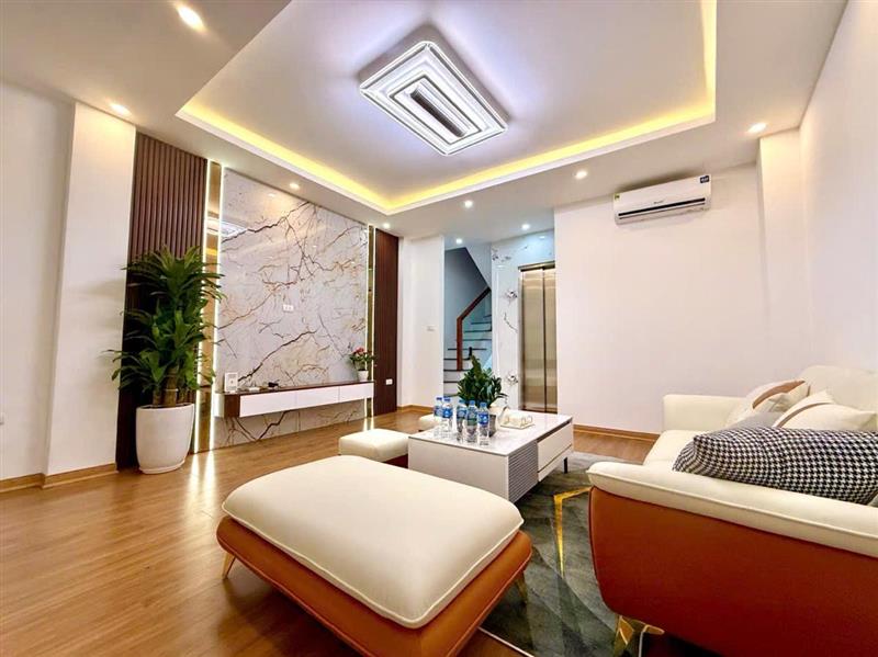 Bán nhà Trường Chinh - diện tích 39m2 6 tầng - ngõ VIP - giá 12,5 tỷ