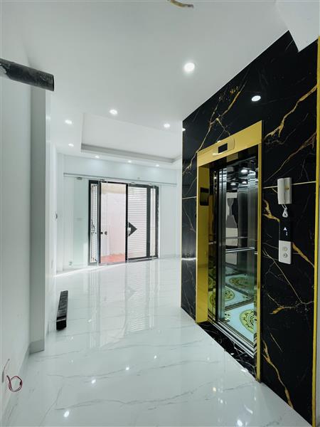 Bán nhà Thuý Lĩnh - diện tích 30m2 6 tầng - Ô TÔ ĐỖ CỔNG - giá 7,6 tỷ