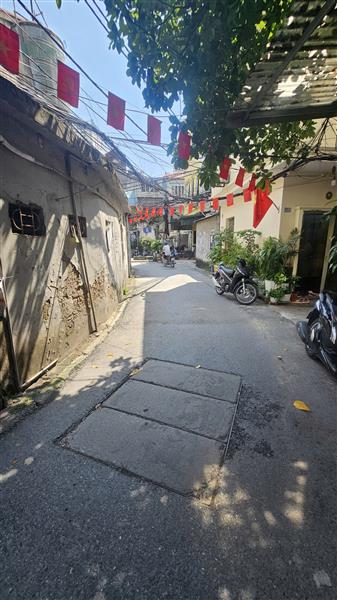 Bán nhà Trương Định - diện tích 21,4m2 1 tầng - Nhà đẹp ở ngay - giá 2,75 tỷ