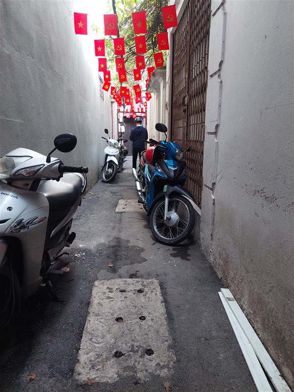 Bán nhà Ngõ Văn Hương - diện tích 29.3m2 2 tầng - HÀNG HIẾM DUY NHẤT 1 CĂN TRONG TẦM GIÁ - giá 6,25 tỷ