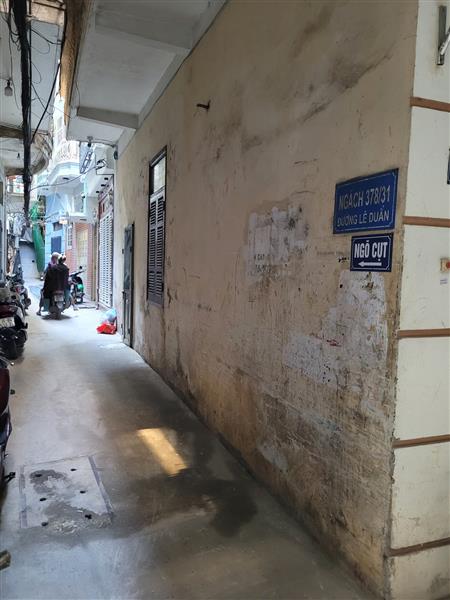 Bán nhà Lê Duẩn - diện tích 49,6m2 2 tầng - NHÀ CŨ - GẦN HỒ - NGÕ THÔNG 2 LỐI - giá 10 tỷ