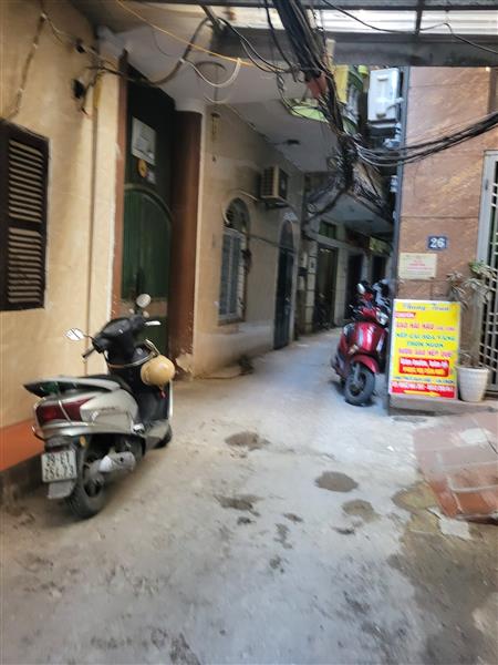 Bán nhà Lê Duẩn - diện tích 49,6m2 2 tầng - NHÀ CŨ - GẦN HỒ - NGÕ THÔNG 2 LỐI - giá 10 tỷ