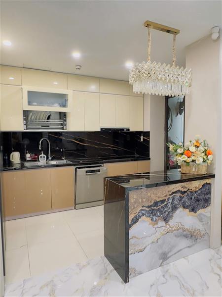 Bán nhà Lê Văn Lương - diện tích 137m2 23 tầng - Căn hộ cao cấp lô góc 3 mặt thoáng - giá 12,7 tỷ