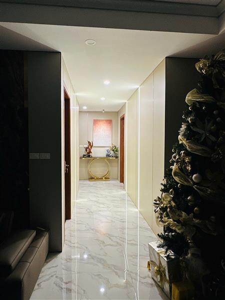 Bán nhà Lê Văn Lương - diện tích 137m2 23 tầng - Căn hộ cao cấp lô góc 3 mặt thoáng - giá 12,7 tỷ