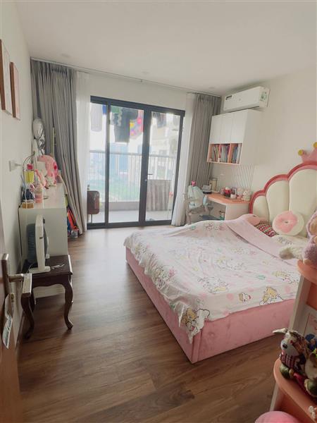 Bán nhà Lê Văn Lương - diện tích 137m2 23 tầng - Căn hộ cao cấp lô góc 3 mặt thoáng - giá 12,7 tỷ