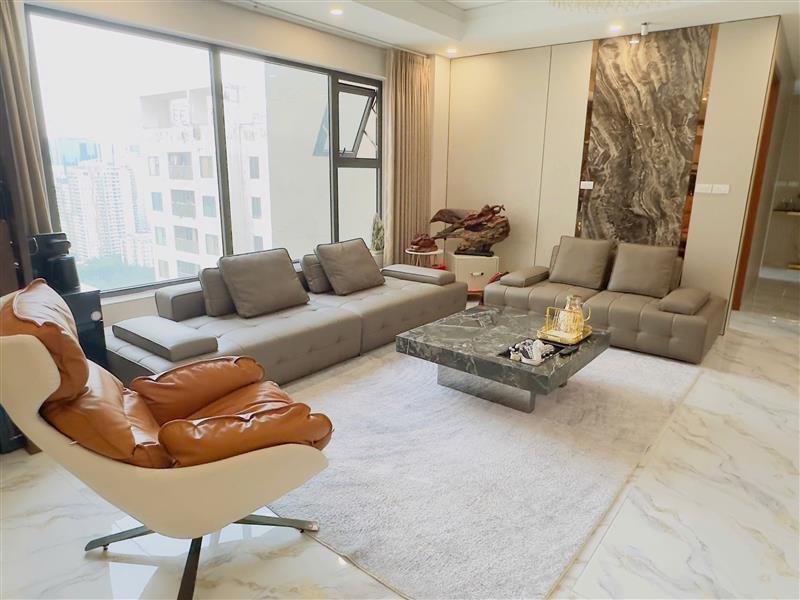 Bán nhà Lê Văn Lương - diện tích 137m2 23 tầng - Căn hộ cao cấp lô góc 3 mặt thoáng - giá 12,7 tỷ