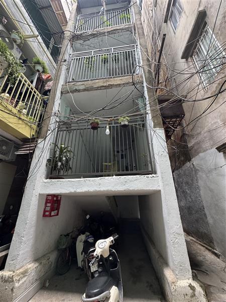 Bán nhà Trung Liệt - diện tích 130m2 3 tầng - Ô tô đỗ cách nhà gần - giá 6,79 tỷ