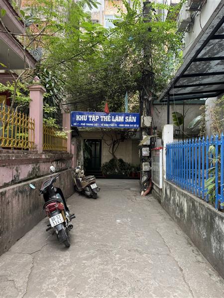 Bán nhà Trung Liệt - diện tích 130m2 3 tầng - Ô tô đỗ cách nhà gần - giá 6,79 tỷ