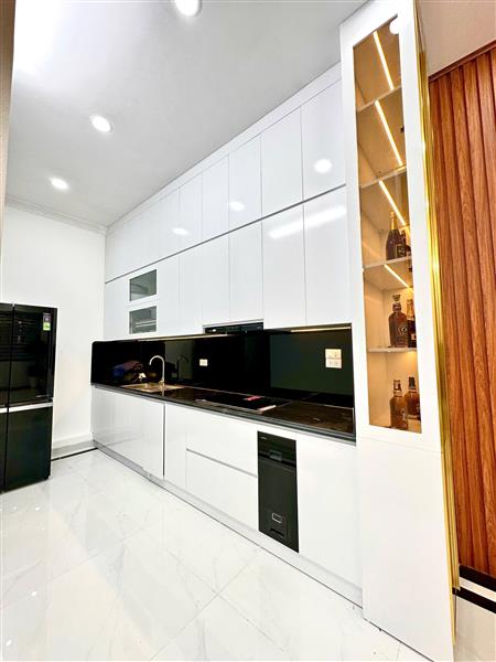 Bán nhà Chùa Bộc - diện tích 58m2 7 tầng - thang máy, bề thế - giá 18,9 tỷ