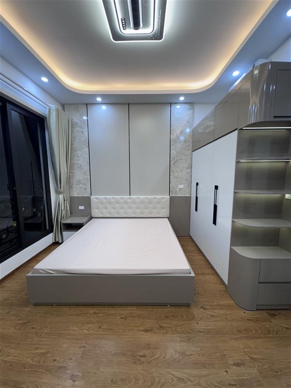 Bán nhà Tô Vĩnh Diện - diện tích 49,3m2 5 tầng - Ô TÔ VÀO NHÀ - giá 18,9 tỷ