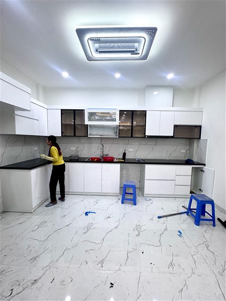 Bán nhà Tô Vĩnh Diện - diện tích 49,3m2 5 tầng - Ô TÔ VÀO NHÀ - giá 18,9 tỷ