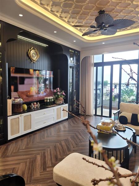 Bán nhà Nguyễn Trãi - diện tích 133.6m2 11 tầng - CĂN HỘ ĐẸP ĐẲNG CẤP - FULL NỘI THẤT 5 SAO - Ở LUÔN - giá 20 tỷ