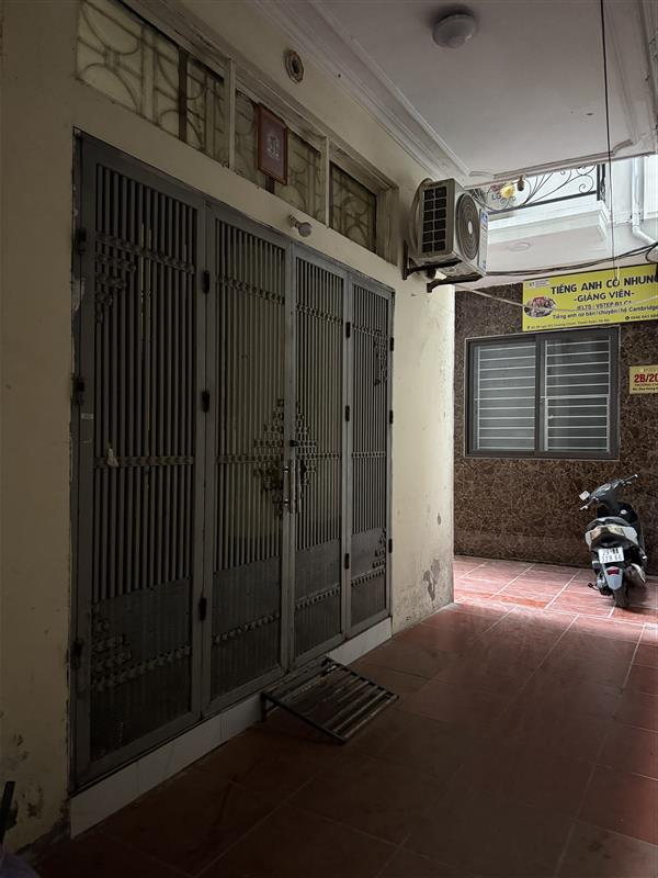 Bán nhà Trường Chinh - diện tích 63.9m2 3 tầng - Vị trí cực kỳ đắc địa, 1 bước ra phố - giá 20 tỷ