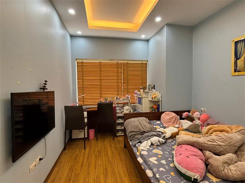 Bán nhà Nguyễn Chí Thanh - diện tích 133m2 25 tầng - Căn hộ lô góc - giá 14,5 tỷ