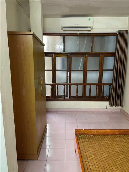 Bán nhà Ngõ Tô Hoàng - diện tích 19m2 3 tầng - Lô góc, 3 mặt thoáng - giá 9,6 tỷ