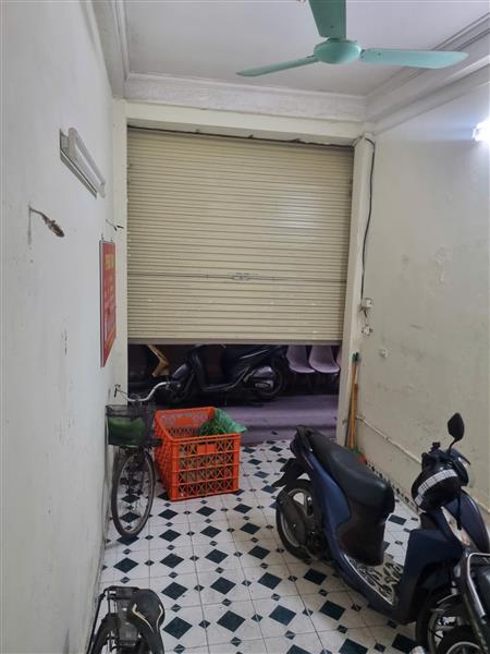 Bán nhà Ngõ Tô Hoàng - diện tích 19m2 3 tầng - Lô góc, 3 mặt thoáng - giá 9,6 tỷ